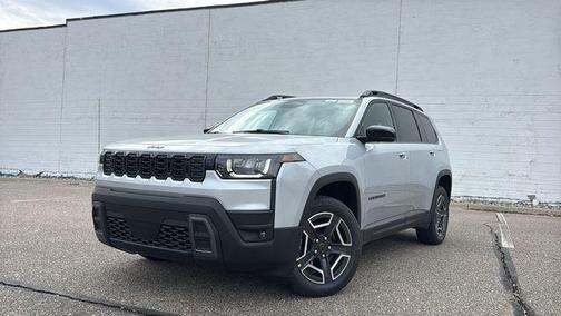 Silver Zynith Clearcoat 2026 Jeep Cherokee LAREDO/LIMITED