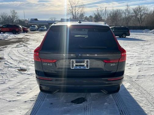 2025 Volvo XC60 B5 Plus