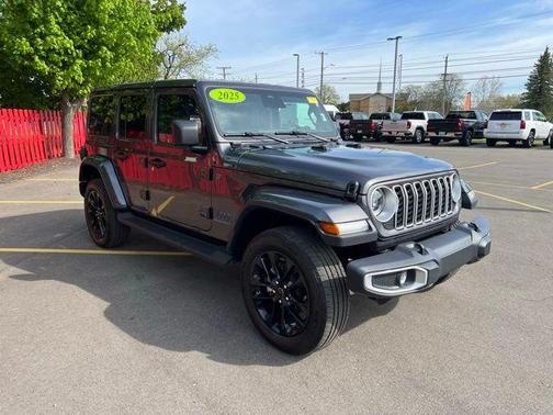 Granite Crystal Clearcoat Metallic 2025 Jeep Wrangler 4xe Sahara