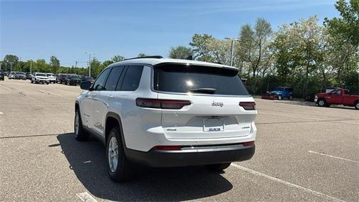 2025 Jeep Grand Cherokee L Laredo