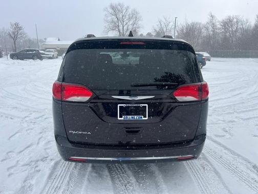 2018 Chrysler Pacifica Touring-L Plus