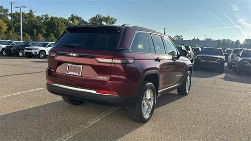 2025 Jeep Grand Cherokee Laredo X
