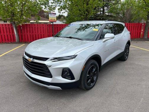 Silver Ice Metallic 2020 Chevrolet Blazer 2LT