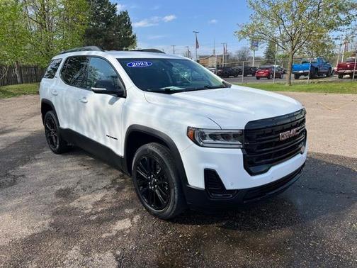 2023 GMC Acadia SLE