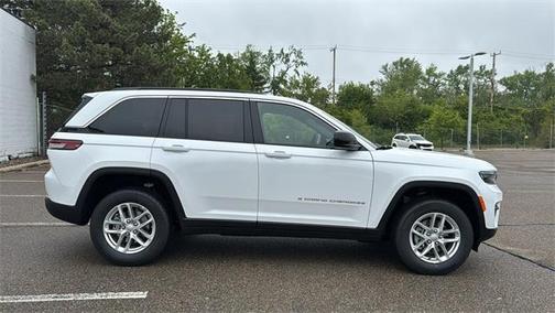2025 Jeep Grand Cherokee Laredo X