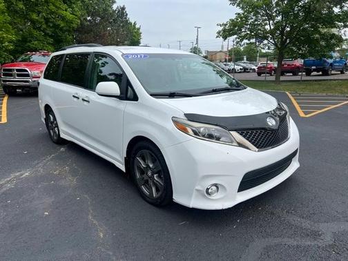 2017 Toyota Sienna L
