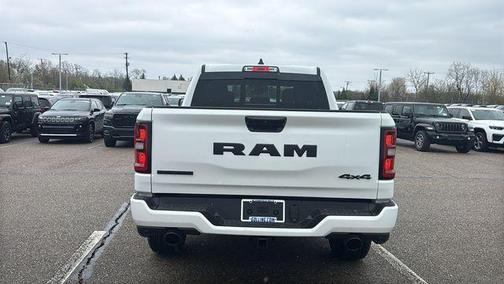 Bright White Clearcoat 2026 RAM 1500 Big Horn/Lone Star
