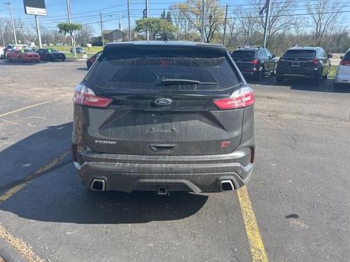 2019 Ford Edge ST