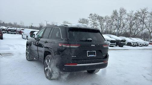 Diamond Black 2026 Jeep Grand Cherokee Limited