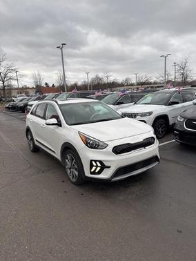 2022 Kia Niro Touring SE