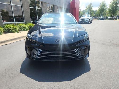 Midnight Black Metallic 2025 Toyota Camry XLE