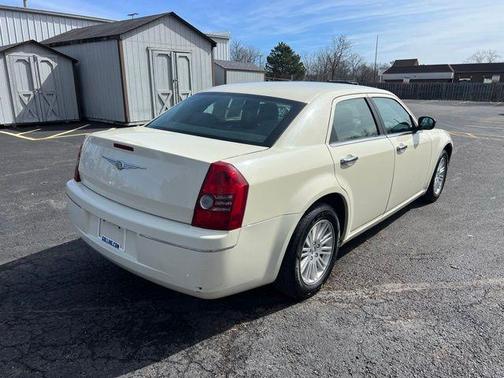 2010 Chrysler 300 Touring