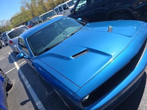 2022 Dodge Challenger SXT
