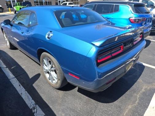 2022 Dodge Challenger SXT