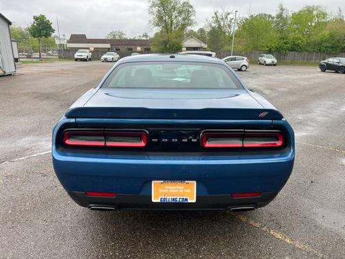 2022 Dodge Challenger SXT