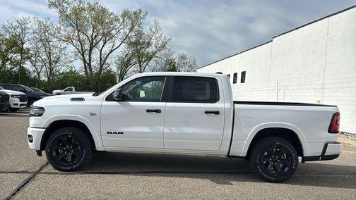 Bright White Clearcoat 2026 RAM 1500 Big Horn/Lone Star