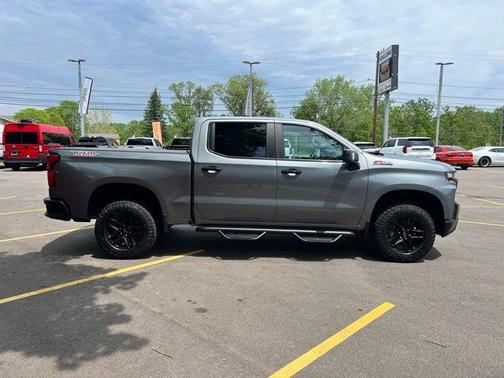 Satin Steel Metallic 2021 Chevrolet Silverado 1500 LT Trail Boss