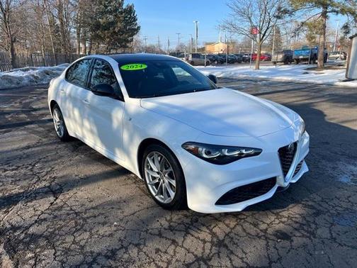 2024 Alfa Romeo Giulia Ti