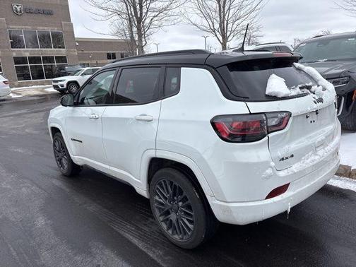 2022 Jeep Compass Altitude