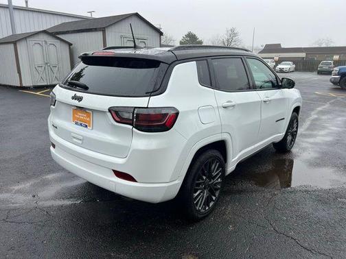 2022 Jeep Compass Altitude