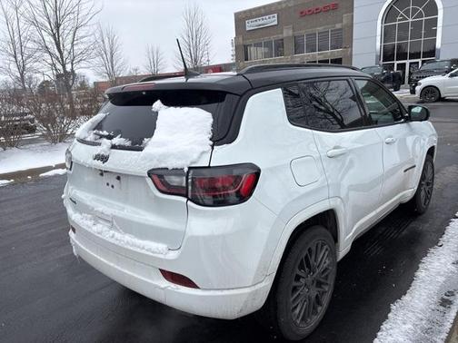 2022 Jeep Compass Altitude