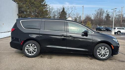 2026 Chrysler Pacifica Limited