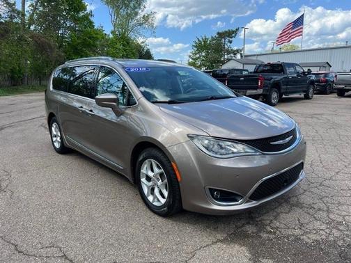 2018 Chrysler Pacifica Touring-L