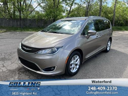 2018 Chrysler Pacifica Touring-L