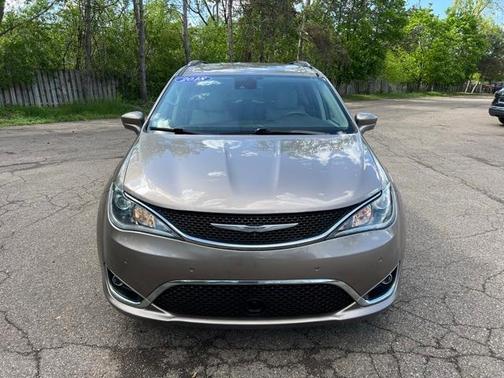 2018 Chrysler Pacifica Touring-L