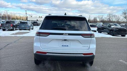 Bright White Clearcoat 2026 Jeep Grand Cherokee Limited