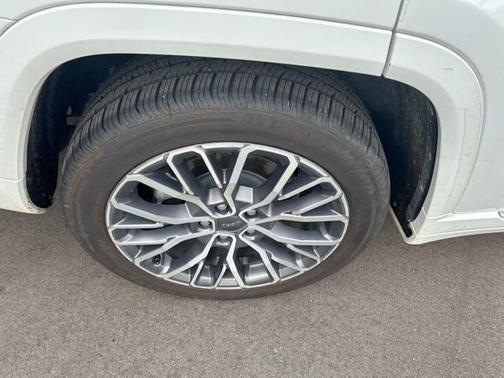 2022 Jeep Grand Cherokee L Summit