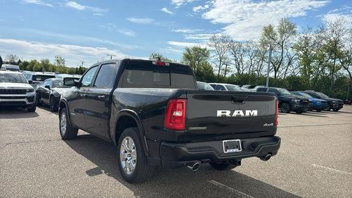 Diamond Black 2026 RAM 1500 Big Horn/Lone Star
