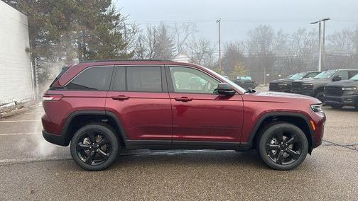 Velvet Red Pearlcoat 2026 Jeep Grand Cherokee Limited
