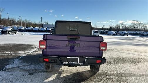 2026 Jeep Gladiator Sport