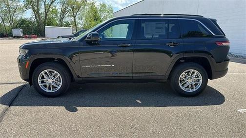 2025 Jeep Grand Cherokee Laredo X