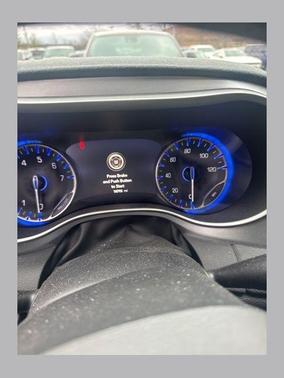 Bright White Clearcoat 2023 Chrysler Pacifica Touring-L