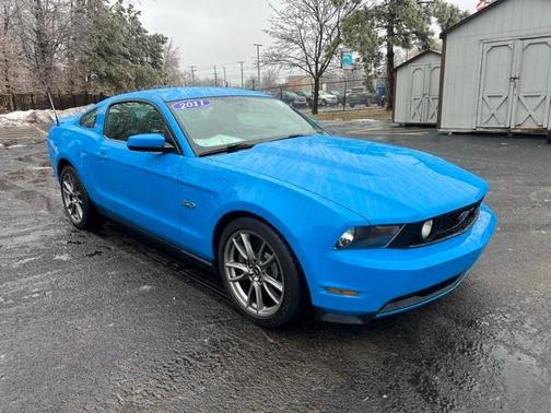 2011 Ford Mustang GT Premium