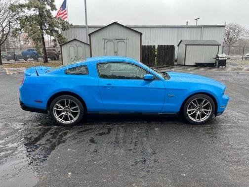 2011 Ford Mustang GT Premium