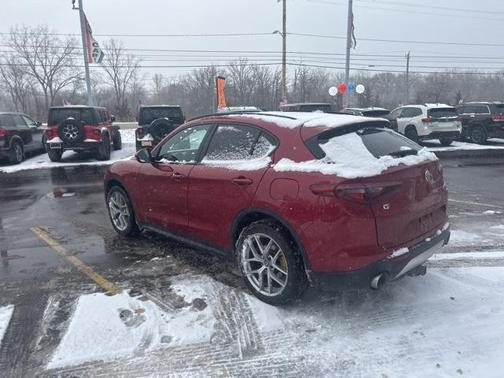 2019 Alfa Romeo Stelvio Ti Sport
