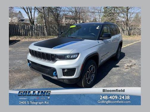 Silver Zynith 2022 Jeep Grand Cherokee 4xe Trailhawk