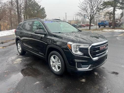 2023 GMC Terrain SLE