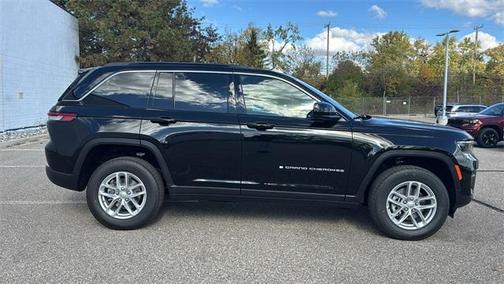 2025 Jeep Grand Cherokee Laredo X