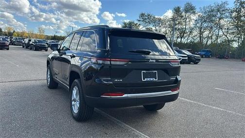 2025 Jeep Grand Cherokee Laredo X