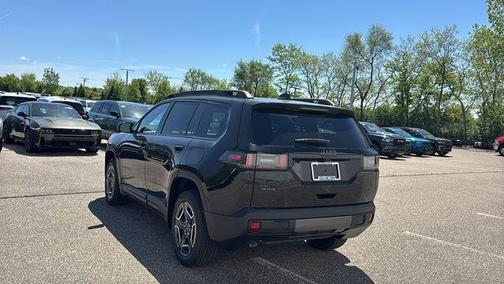 Diamond Black 2026 Jeep Cherokee LAREDO/LIMITED