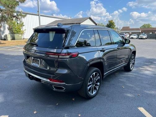2023 Jeep Grand Cherokee Overland