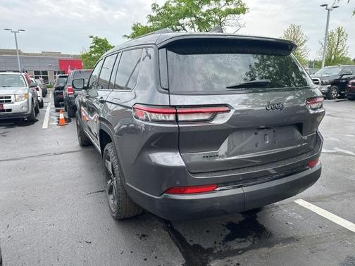 2023 Jeep Grand Cherokee L Laredo