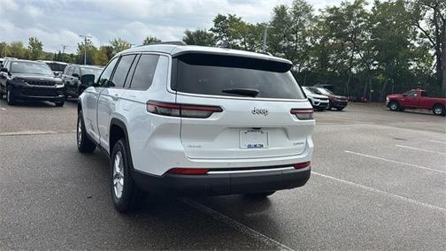 2025 Jeep Grand Cherokee L Laredo