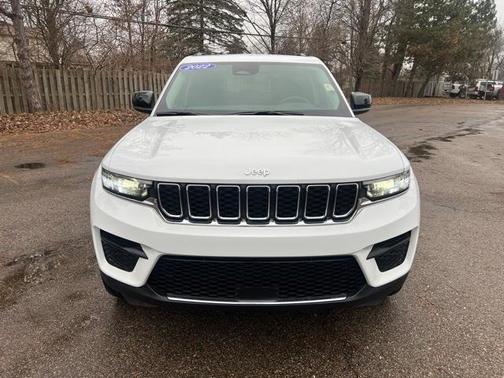 2022 Jeep Grand Cherokee Laredo