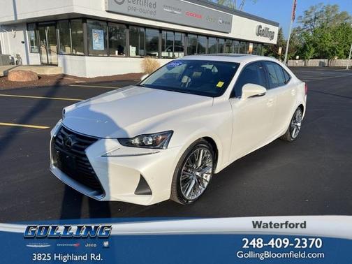 2018 Lexus IS 300 Base