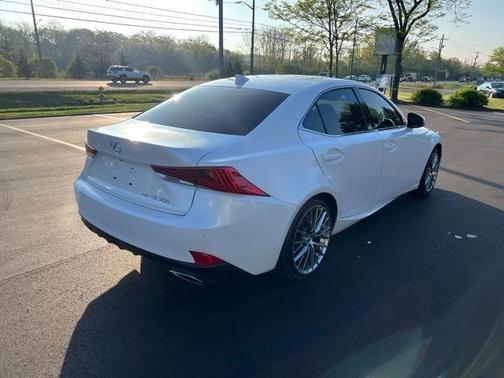 2018 Lexus IS 300 Base